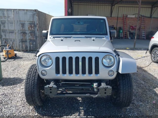 1C4BJWDG1FL581855 Jeep Wrangler Unlimited Freedom Edition