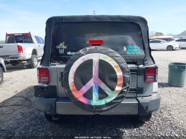1C4BJWDG1FL581855 Jeep Wrangler Unlimited Freedom Edition