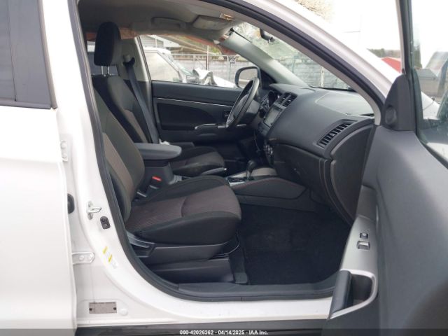 2019 MITSUBISHI OUTLANDER SPORT JA4AP3AU6KU018494 Photo 4