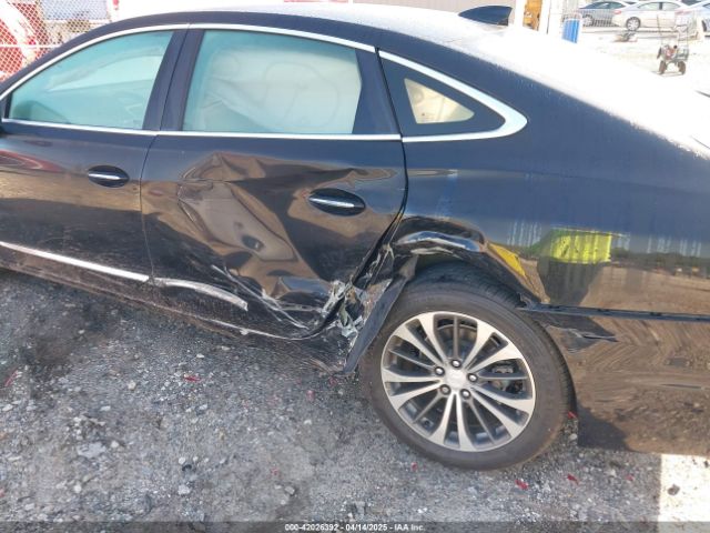 1G4ZP5SS5HU121377 Buick Lacrosse Essence