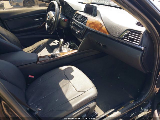 WBA3C1C58FK123489 BMW 328I