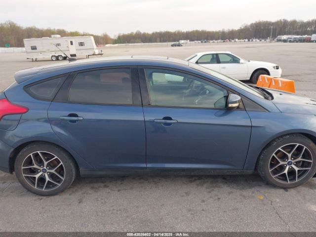 1FADP3M29JL256055 Ford FOCUS SEL
