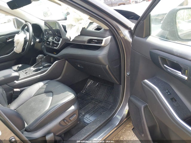 5TDKDRBH6PS500241 Toyota Highlander Xle