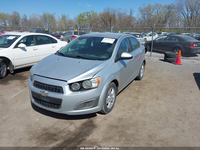 1G1JC5SH0E4152784 Chevrolet Sonic Lt Auto
