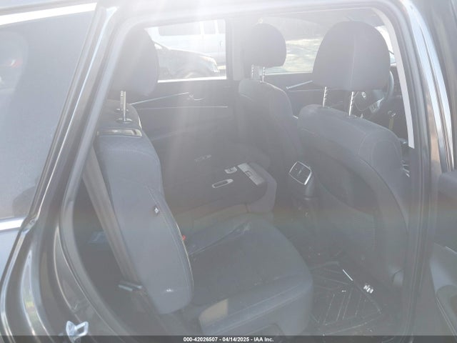 5XYPG4A39KG523363 KIA Sorento 2.4l Lx