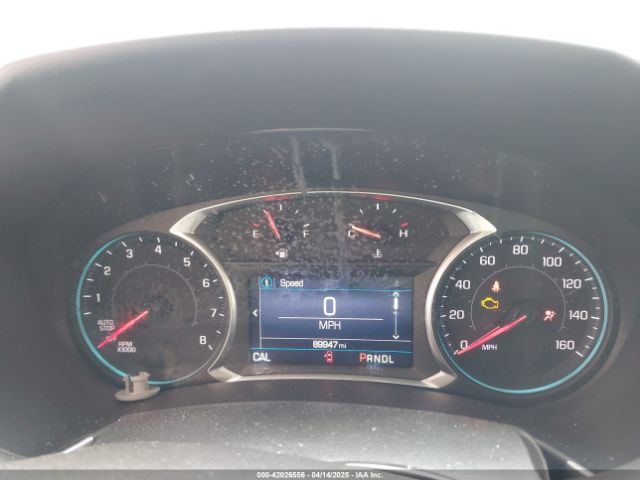 2GNAXUEV1K6111962 Chevrolet EQUINOX LT