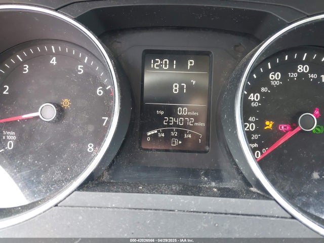 3VW2K7AJ4FM343819 Volkswagen Jetta 2.0l S
