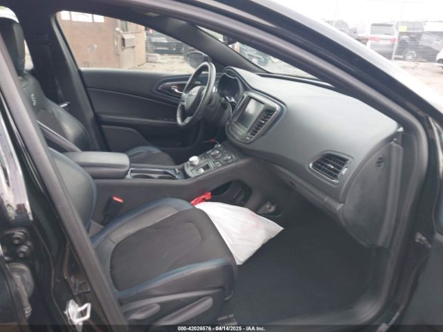 1C3CCCBG9FN518690 Chrysler 200 S