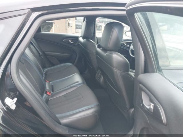 1C3CCCBG9FN518690 Chrysler 200 S