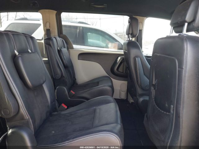 2C4RDGCG8KR513051 Dodge Grand Caravan Sxt