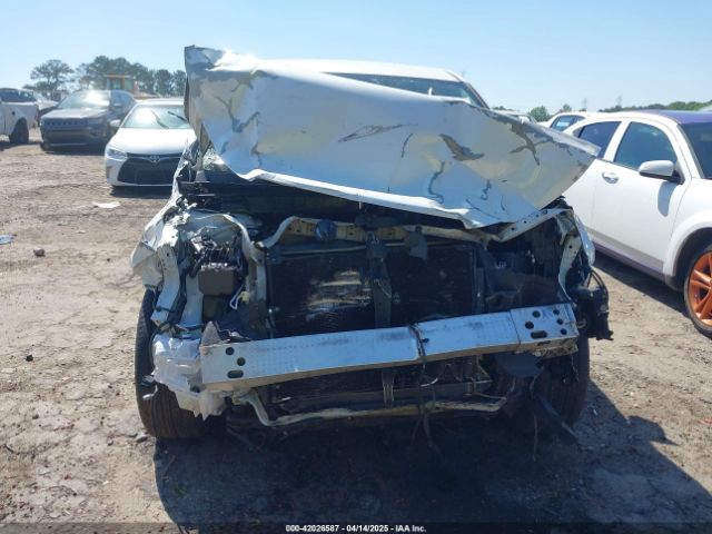 5TDZARFH6HS031526 Toyota Highlander Le