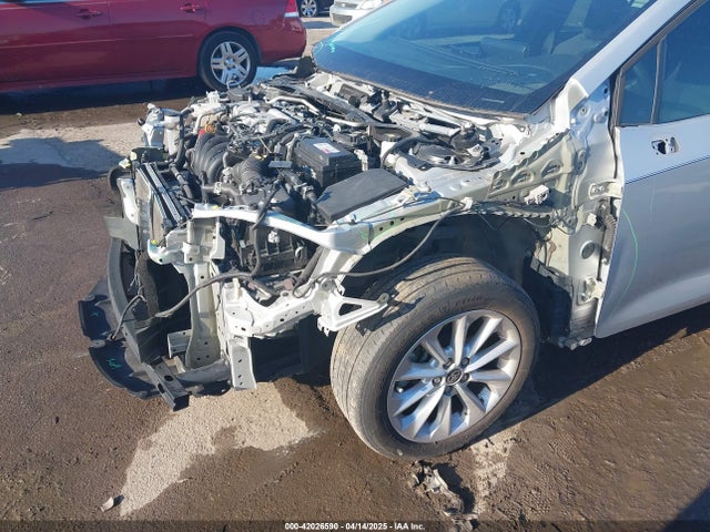 5YFVPMAE1NP273254 Toyota COROLLA LE