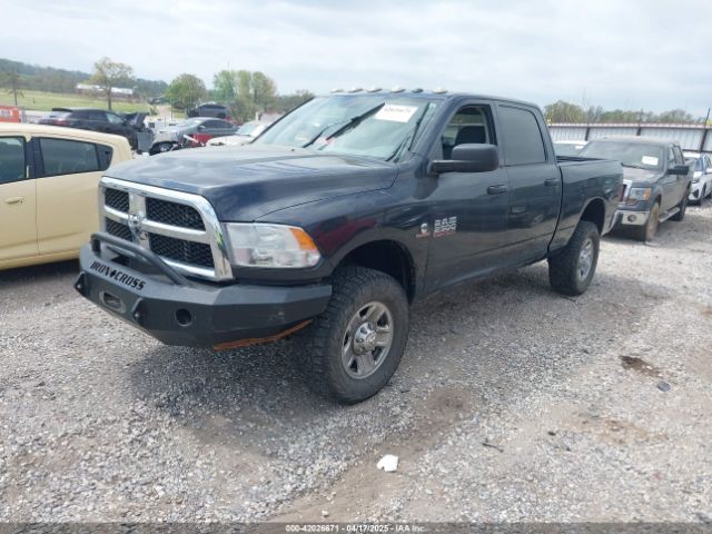 3C6UR5CL9HG612495 RAM 2500 Tradesman  4x4 6'4 Box