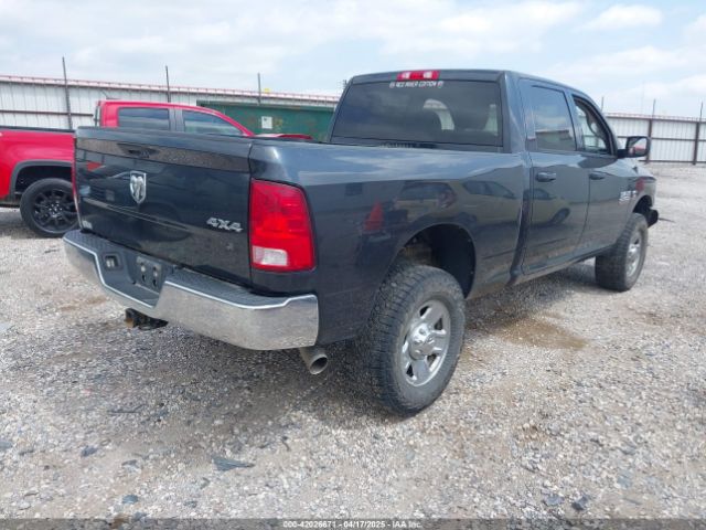 3C6UR5CL9HG612495 RAM 2500 Tradesman  4x4 6'4 Box