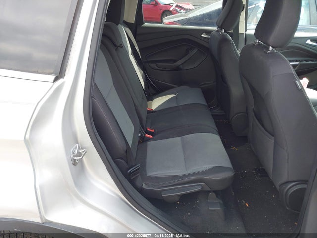 1FMCU0GD3JUA61469 Ford ESCAPE SE