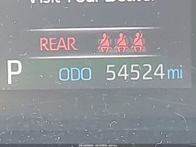 2T3F1RFV3LC115255 Toyota RAV4 LE