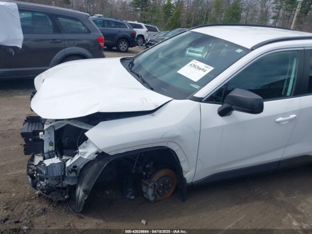 2T3F1RFV3LC115255 Toyota RAV4 LE