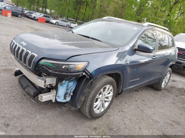 1C4PJLCB8MD156327 Jeep Cherokee Latitude Fwd