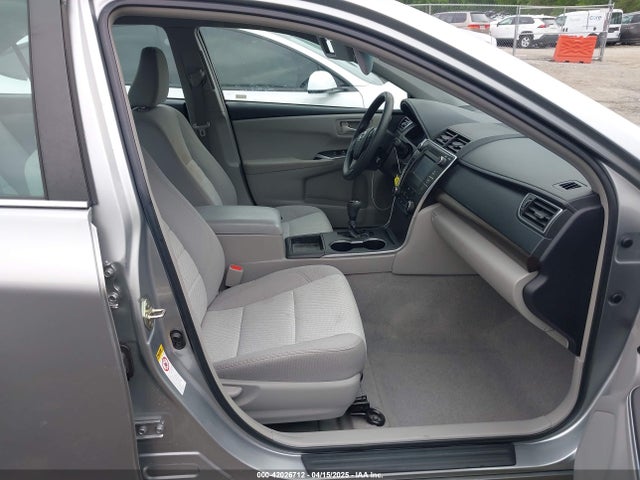 4T1BF1FK0HU375991 Toyota CAMRY LE