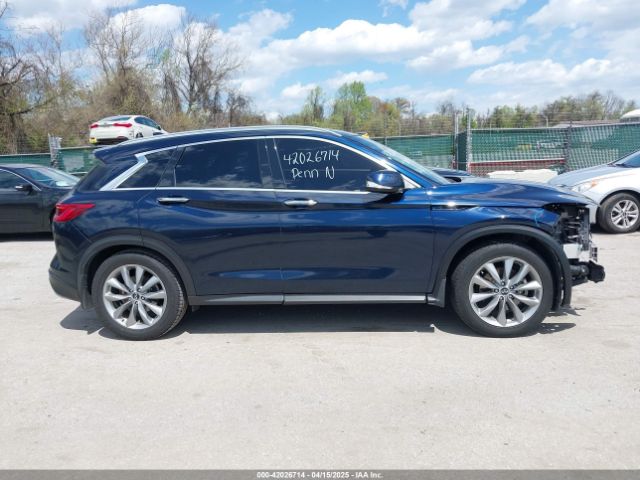 3PCAJ5M38KF129899 Infiniti Qx50 Luxe