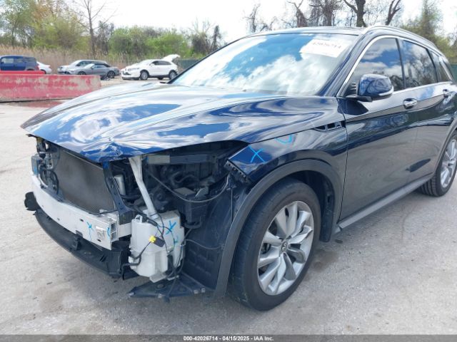 3PCAJ5M38KF129899 Infiniti Qx50 Luxe