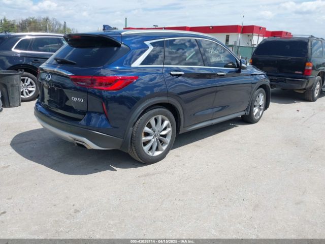 3PCAJ5M38KF129899 Infiniti Qx50 Luxe
