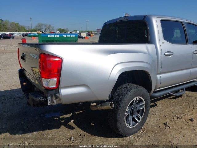5TFAZ5CN7GX004451 Toyota Tacoma Sr5 V6