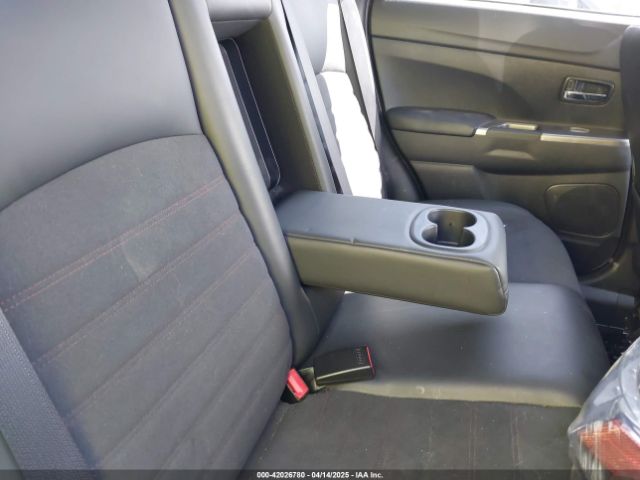 JA4ARUAU8PU016818 Mitsubishi Outlander Sport 2.0 Se Awc