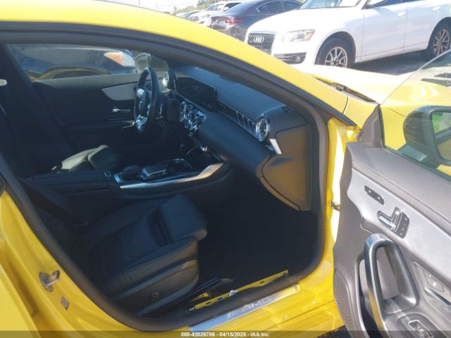 2022 MERCEDES-BENZ AMG CLA 35 W1K5J5BB1NN298900 Photo 4