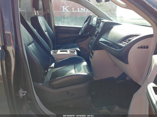 2C4RC1CG5ER368216 Chrysler Town & Country Touring-l