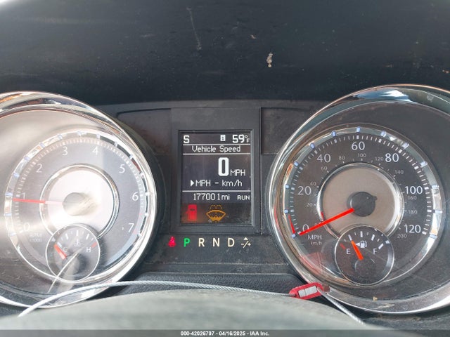 2C4RC1CG5ER368216 Chrysler Town & Country Touring-l