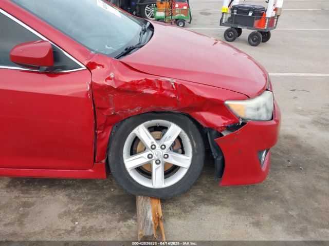 4T1BF1FK4EU828666 Toyota CAMRY SE