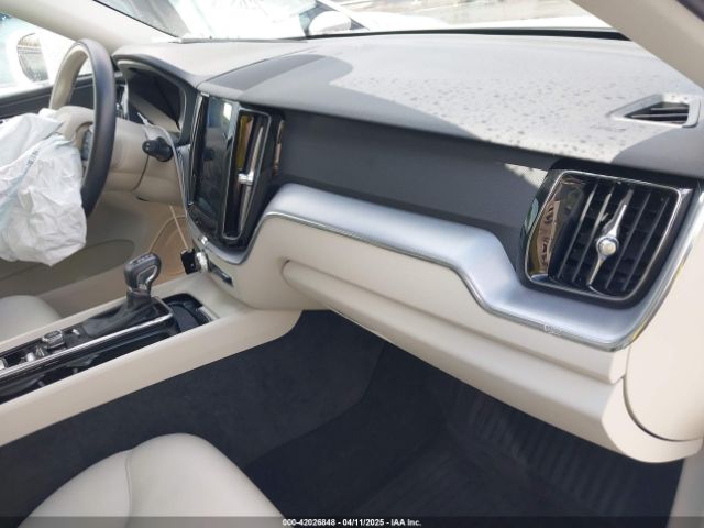YV4102DKXL1554928 Volvo Xc60 T5 Momentum