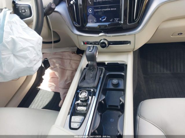 YV4102DKXL1554928 Volvo Xc60 T5 Momentum