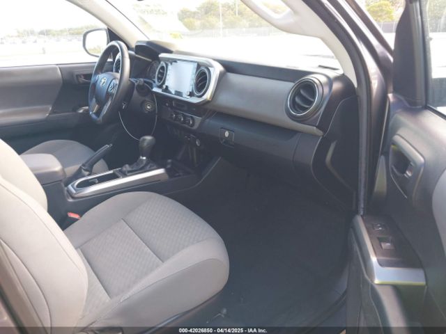 3TYRZ5CN5NT020528 Toyota Tacoma Sr5 V6