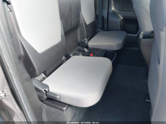 3TYRZ5CN5NT020528 Toyota Tacoma Sr5 V6
