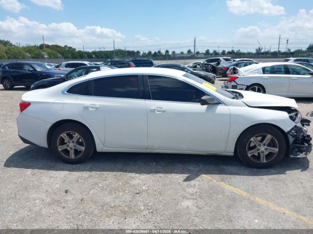 1G1ZB5ST3KF215631 Chevrolet Malibu 1ls