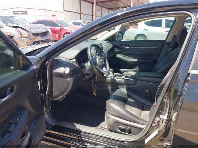 1N4BL4CVXNN307402 Nissan Altima Sr Fwd