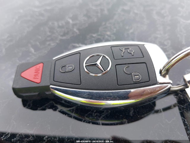 WDDWF4JB4JR333997 Mercedes-Benz C 300