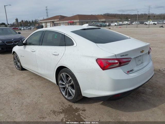1G1ZD5ST7NF132203 Chevrolet Malibu Fwd Lt