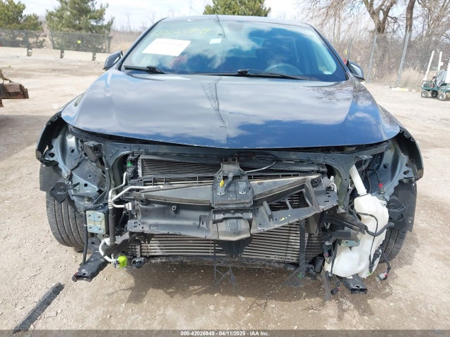 1G1ZD5ST7KF115820 Chevrolet MALIBU LT