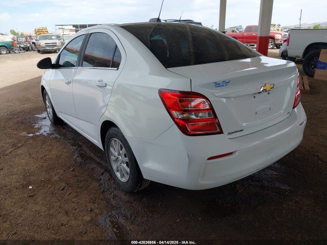1G1JD5SG2H4123070 Chevrolet Sonic Lt Auto