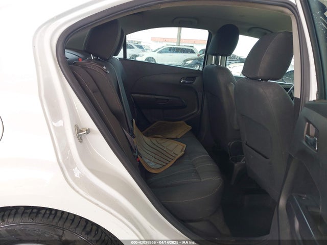 1G1JD5SG2H4123070 Chevrolet Sonic Lt Auto