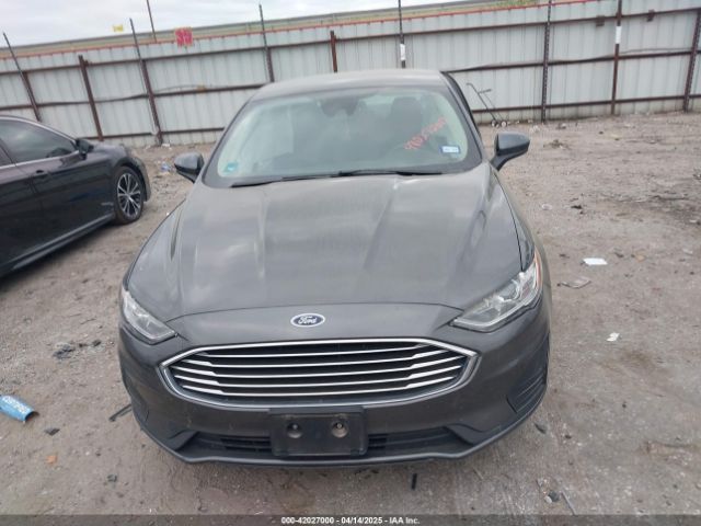 3FA6P0HD2KR198411 Ford FUSION SE