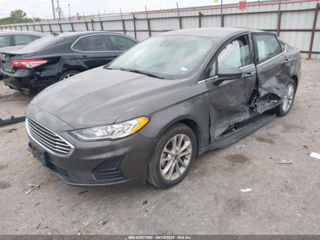3FA6P0HD2KR198411 Ford FUSION SE