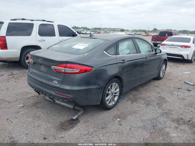 3FA6P0HD2KR198411 Ford FUSION SE