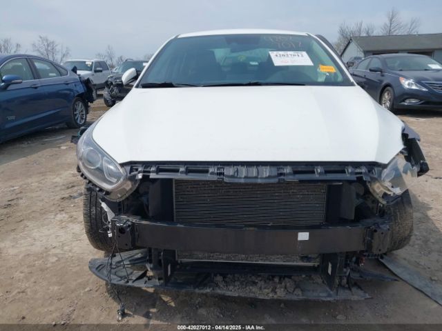 3KPF24AD4KE135196 KIA Forte Lxs