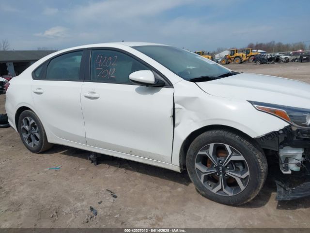 3KPF24AD4KE135196 KIA Forte Lxs
