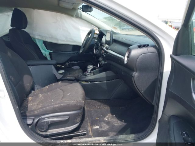 3KPF24AD4KE135196 KIA Forte Lxs