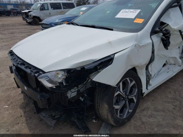 3KPF24AD4KE135196 KIA Forte Lxs